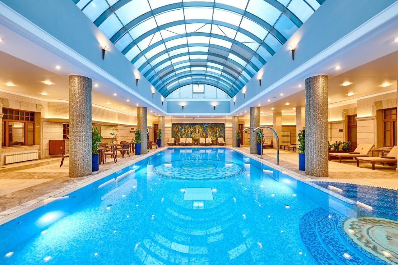 Premier Palace Hotel Kyiv Exterior photo